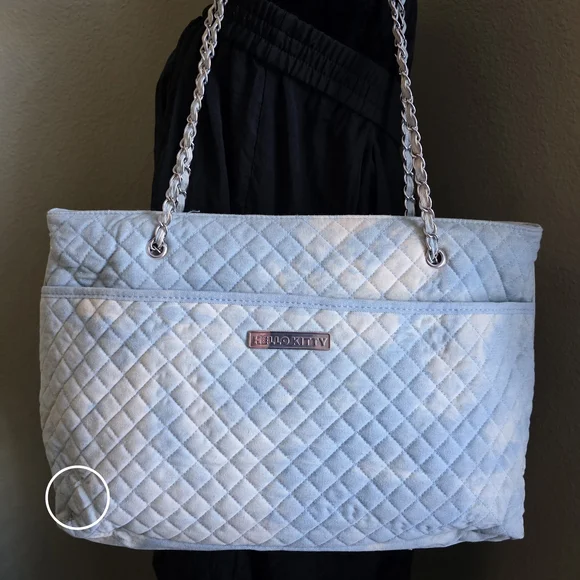 Hello Kitty Shoulder Bag - Picture 2 of 10